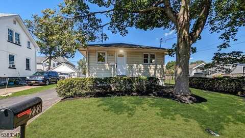 223 Elizabeth Ave, Piscataway, NJ 08854