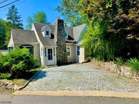122 Lakewood Dr, Denville, NJ 07834