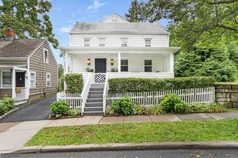 79 Macculloch Ave, Morristown, NJ 07960