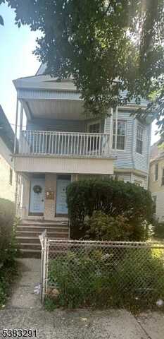 10 Baldwin Ave, Newark, NJ 07108