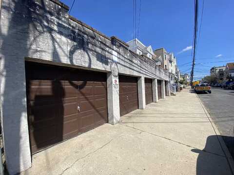 468 AVENUE A, Bayonne, NJ 07002