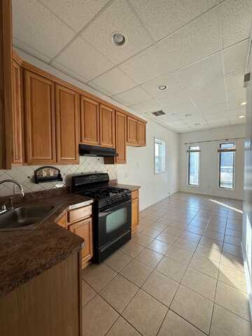 380 AVENUE C, Bayonne, NJ 07002