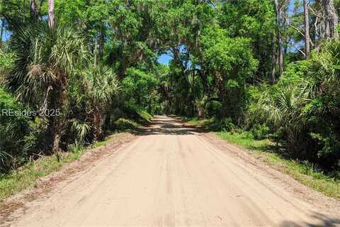 39 Church Rd, Daufuskie Island, SC 29915