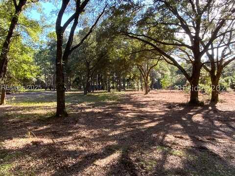 20 Tropicana Road, Saint Helena Island, SC 29920