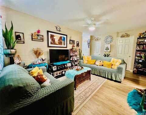 94-245 Leowahine Street, Waipahu, HI 96797