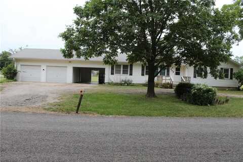 203 S Jefferson Street, LaHarpe, KS 66751
