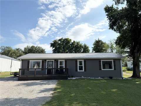 306 E Park Street, Gallatin, MO 64640