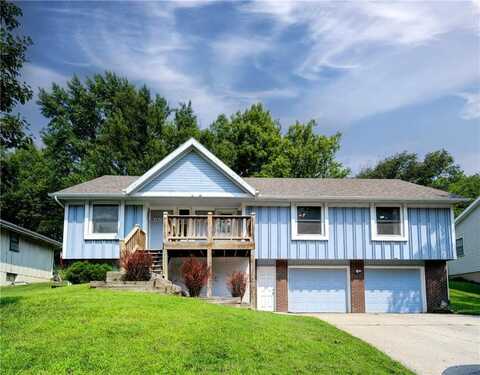 5510 NW Seminole Drive, Kansas City, MO 64152