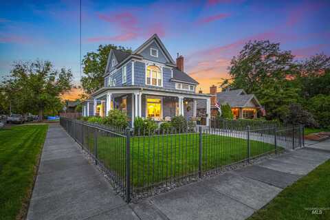 326 5th Avenue, Lewiston, ID 83501