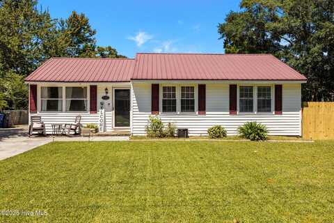 905 School Street, Jacksonville, NC 28540