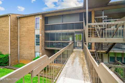 514 Berlin Drive, Knoxville, TN 37923