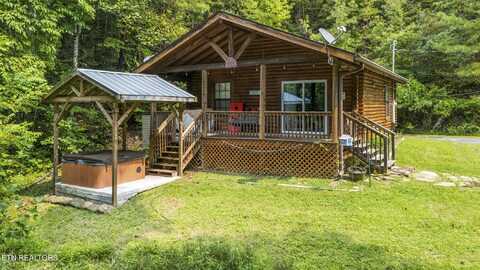1284 Laurel Lick Rd, Sevierville, TN 37862