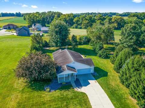 2647 E Lapoint Drive, Milford, IN 46542