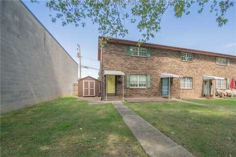 121 1st Avenue, South Charleston, WV 25303