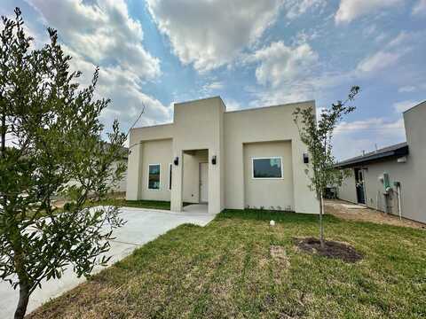 5023 Carambola Ln., Laredo, TX 78046