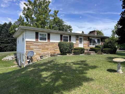 4790 Cadmus, Adrian, MI 49221