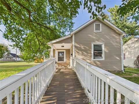 403 E 17th Street, Out Of Area (LOBR), MO 65301