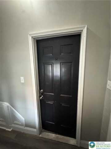 241 4th Street N unit: 2, Allentown, PA 18102