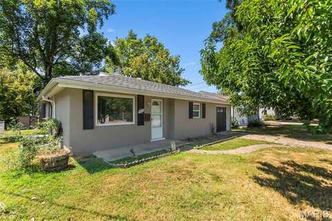 1033 Old Cape Road, Jackson, MO 63755