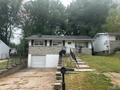 242 Gladys Avenue, Hazelwood, MO 63135