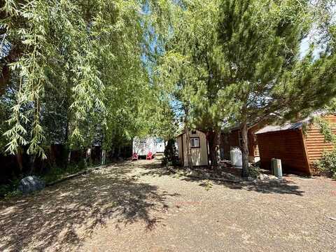 2 P Street unit: 1, Cascade, ID 83611