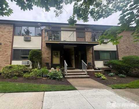 320 Cricket Lane, Woodbridge, NJ 07095