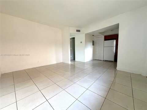 101 NE 41st St, Oakland Park, FL 33334
