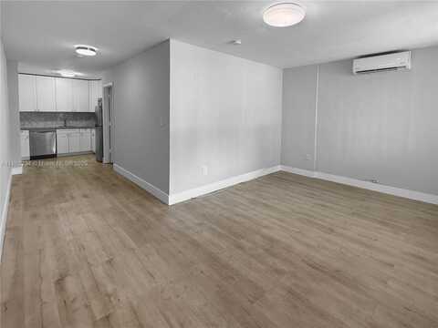 6647 SW 59th Pl, South Miami, FL 33143