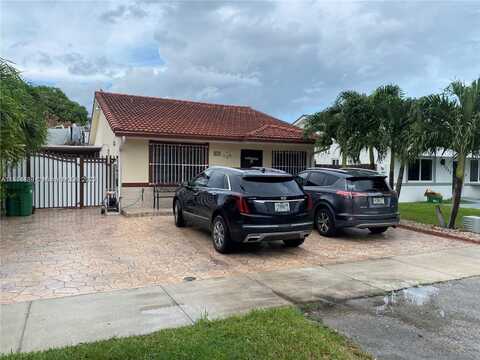 9075 NW 117th Ter, Hialeah Gardens, FL 33018