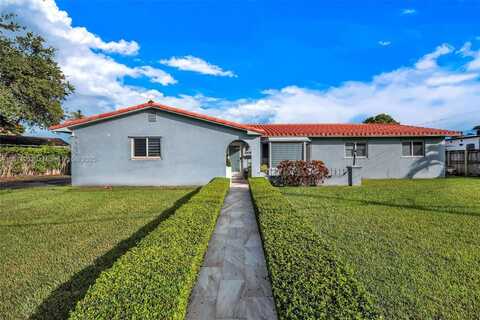 9480 E Palmetto Club Ln E, Palmetto Bay, FL 33157