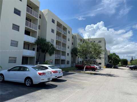 8145 NW 7th St, Miami, FL 33126