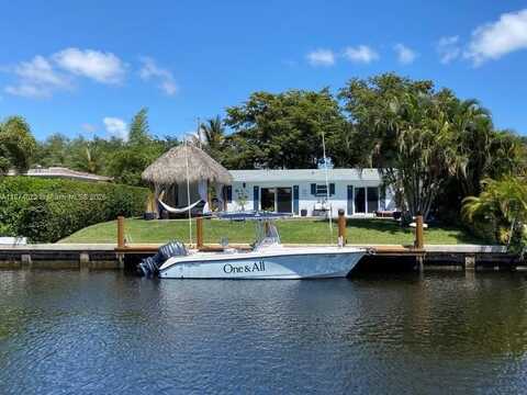 220 SE 9th St, Pompano Beach, FL 33060