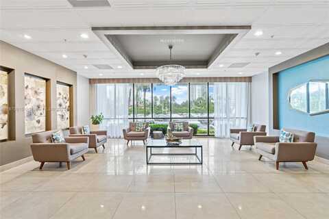3731 N Country Club Dr, Aventura, FL 33180