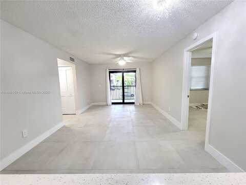 9728 Hammocks Blvd, Miami, FL 33196