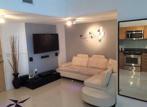 350 S Miami Ave, Miami, FL 33130