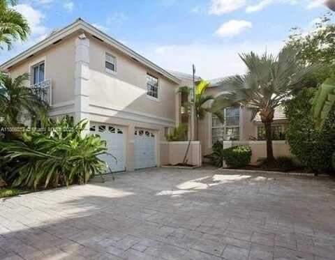 1170 E Wilshire Cir E, Pembroke Pines, FL 33027