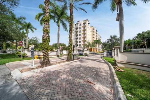 9021 SW 94th St, Miami, FL 33176