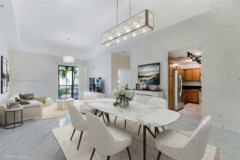 8395 SW 73rd Ave, Miami, FL 33143