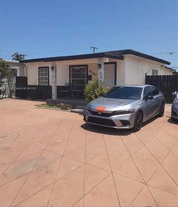 9360 SW 37th St, Miami, FL 33165