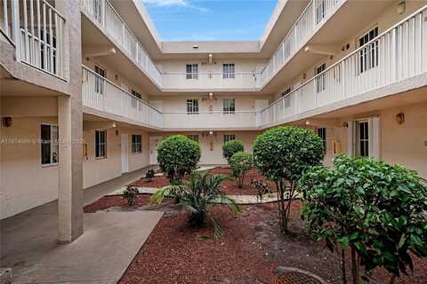 6115 NW 186th St, Hialeah, FL 33015