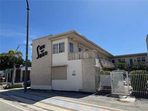 1315 N Ocean Dr, Hollywood, FL 33019
