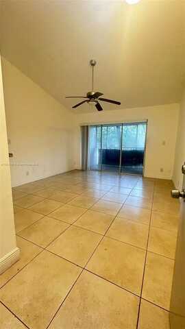 5628 Rock Island Rd, Tamarac, FL 33319