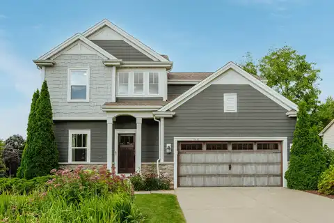 1345 S Elm Grove Rd, Brookfield, WI 53005