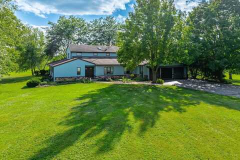 W1315 Cessna St, Lake Geneva, WI 53147