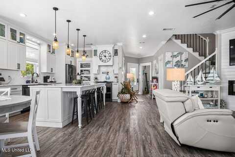10346 Riverroad Drive, Gulfport, MS 39503