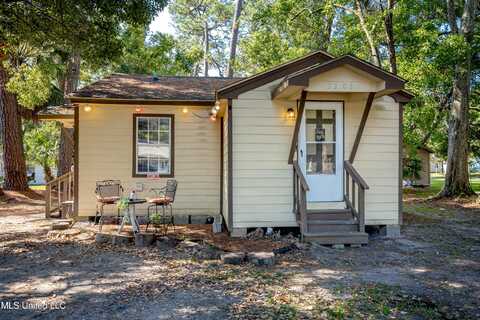 2206 Ingalls Avenue, Pascagoula, MS 39567