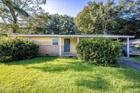 2910 Pecan Avenue, Pascagoula, MS 39567