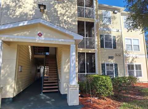 18387 BRIDLE CLUB DRIVE, TAMPA, FL 33647
