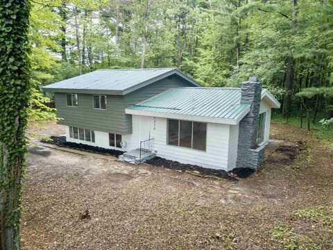 1216 N Saginaw, Midland, MI 48640