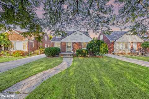 7421 Woodmont, Detroit, MI 48228